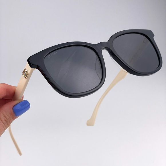 🔥 GUCCI Logo GG1001SK 003 Sunglasses Black White Gray Rectangle Women - Picture 8 of 9